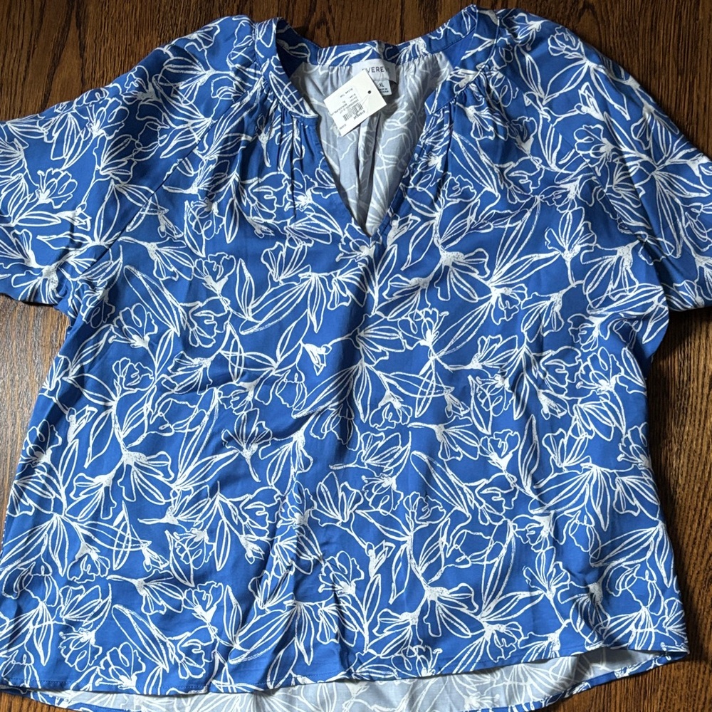 Evereve Blue Floral V-Neck Kids Blouse